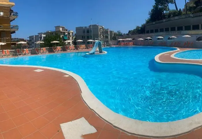 Hotel Paco Pietra Ligure